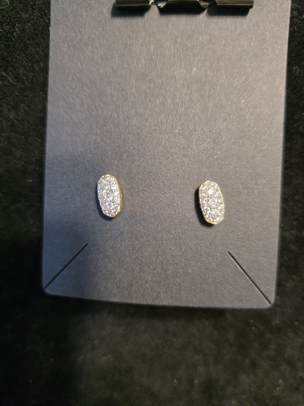 #620 Gianni Bini Gold Pavé Oval Crystal Stud Earrings. NWOT